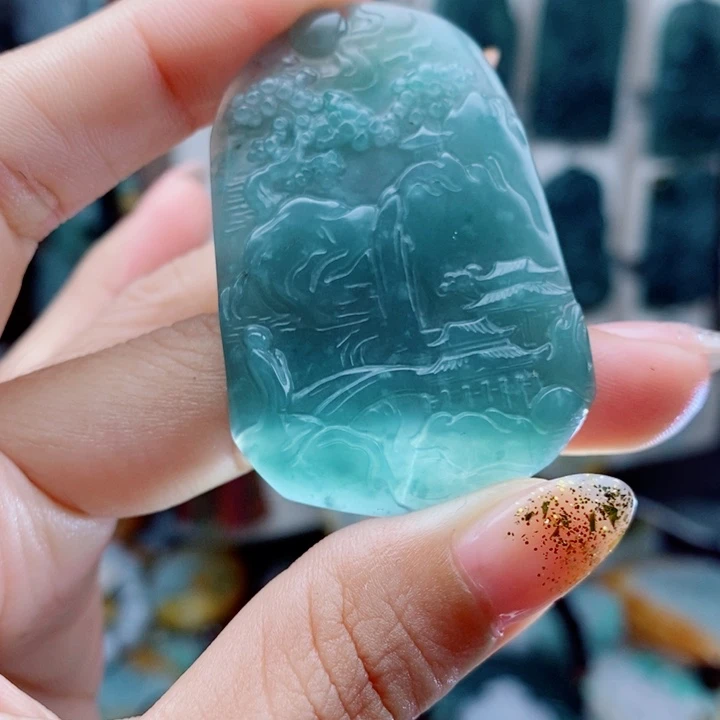 翡翠未镶嵌颈饰翡翠