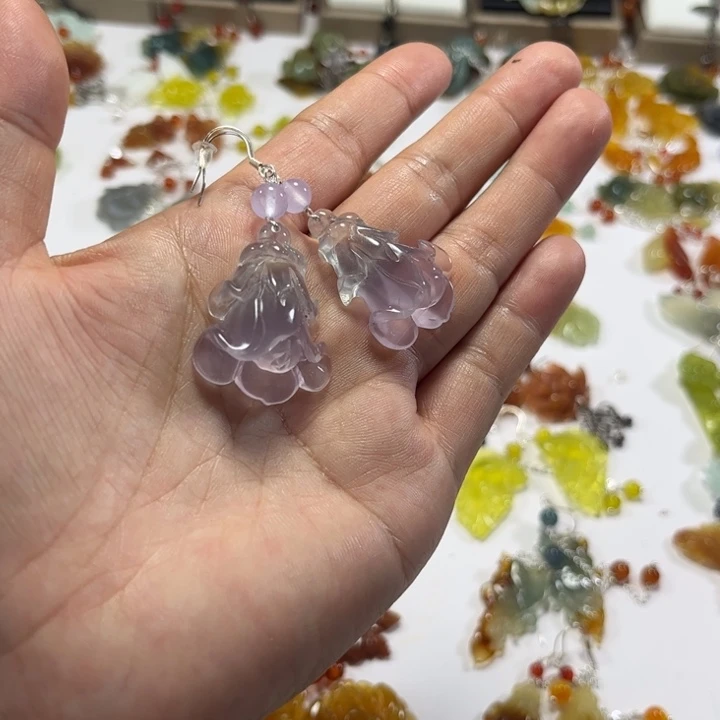 合金蛇纹石玉耳饰
