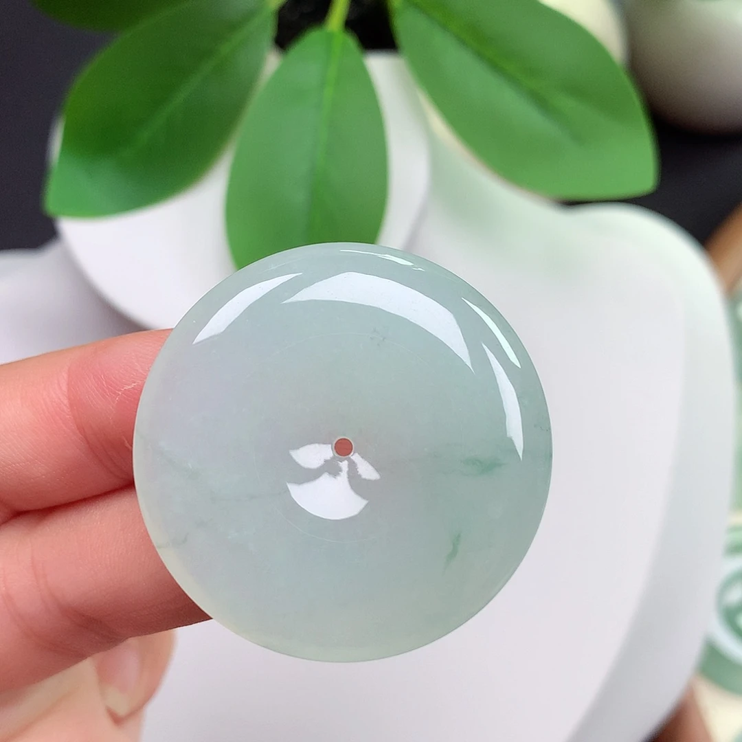 颈饰未镶嵌翡翠平安扣 35.7x5.8mm