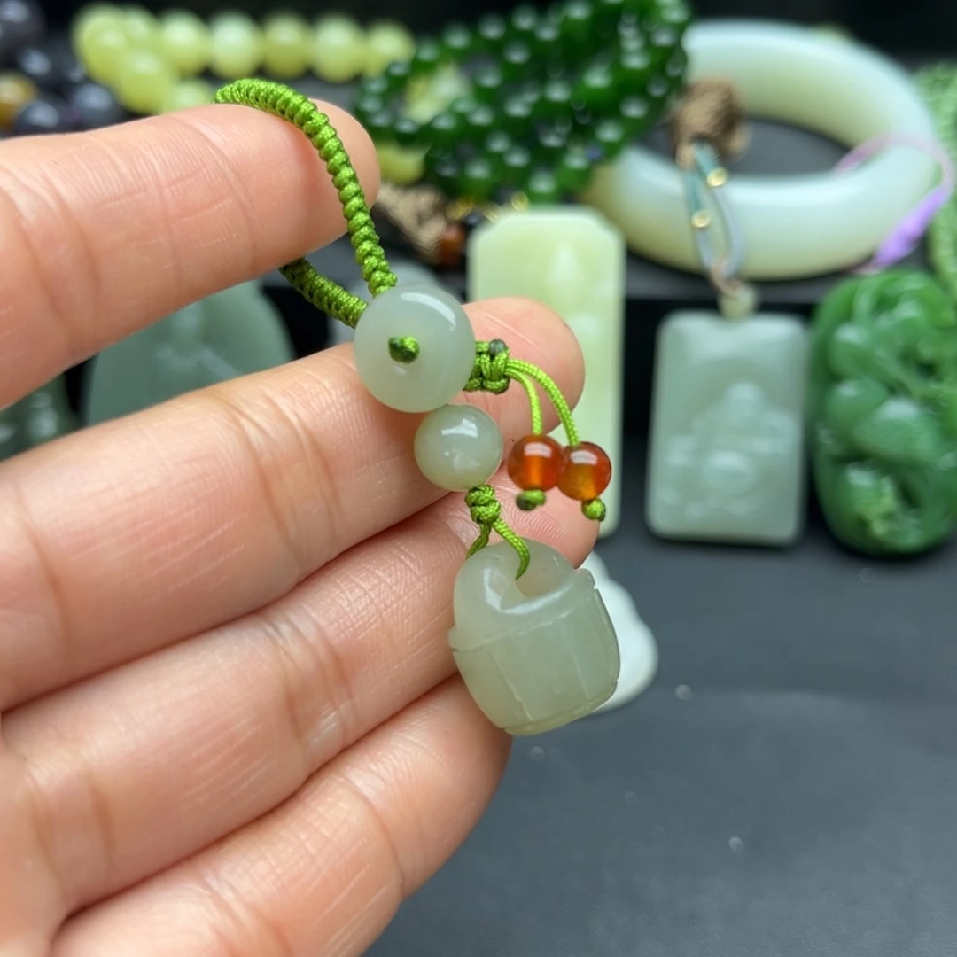 未镶嵌和田玉珠宝半成品