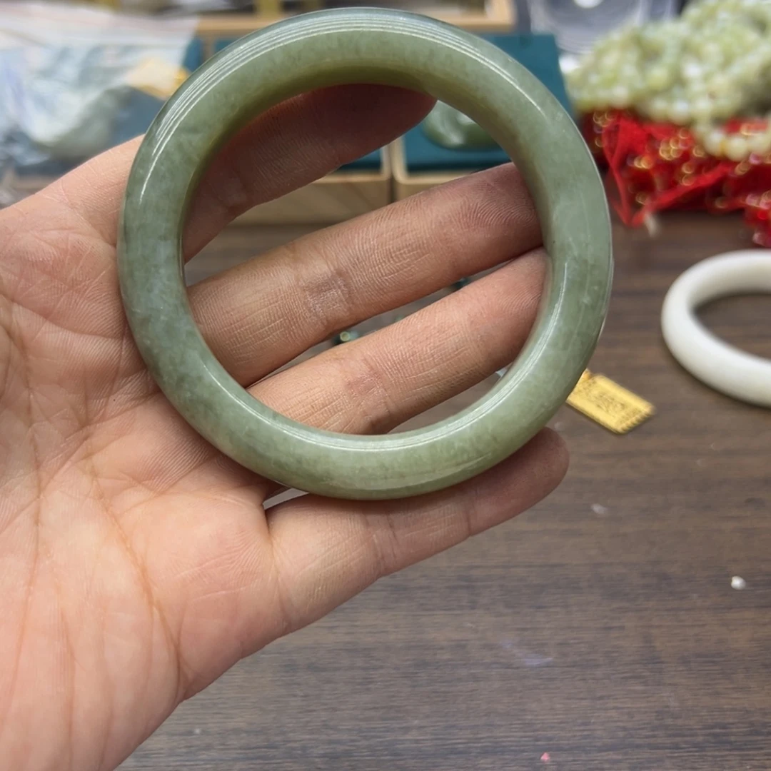 和田玉未镶嵌手镯58圈围1359