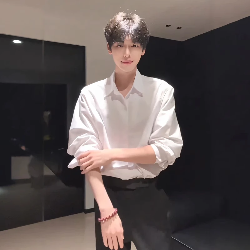 英伦雅痞纯白色长袖衬衫男法式开春垂感正肩大码衬衣翻领防晒外套