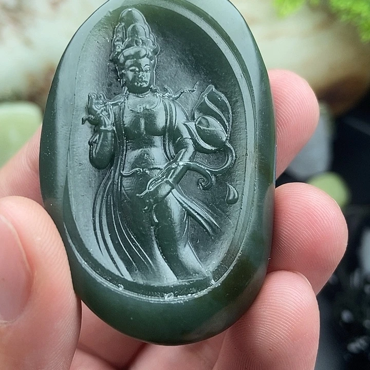 用***5和田玉未镶嵌珠宝奇石