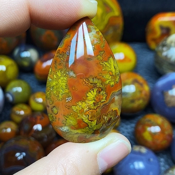 玛瑙/玉髓未镶嵌颈饰