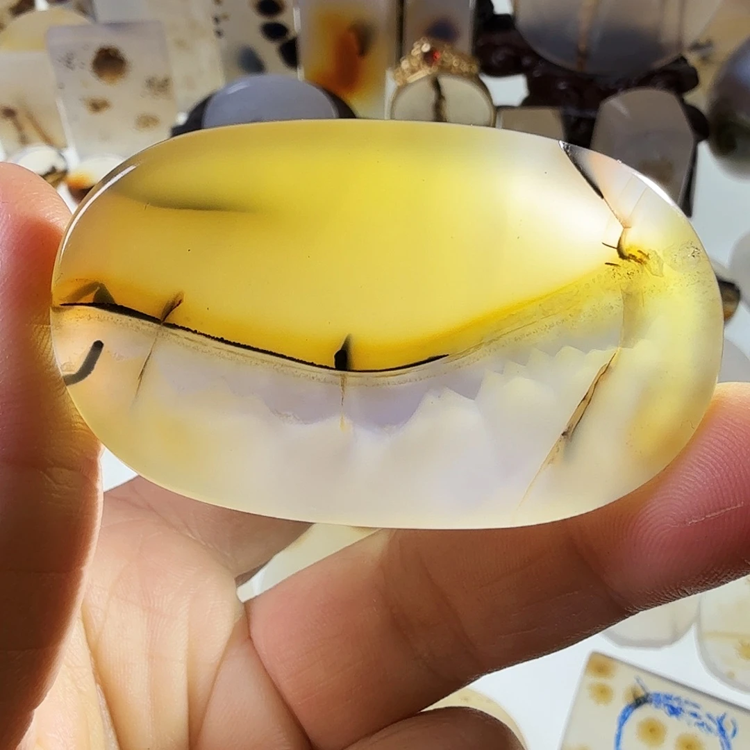 玛瑙/玉髓未镶嵌珠宝半成品