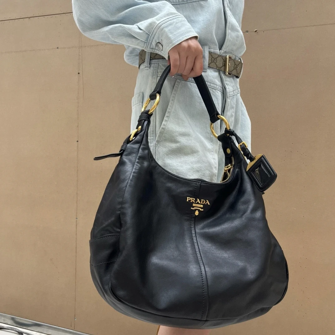 95新 Prada/普拉达 95新黑金牛皮机车托特手提腋下hobo包29937884