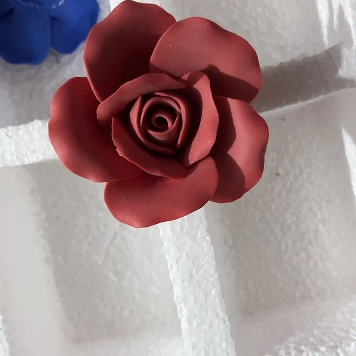 绿泥陶瓷等行业的生产和销售