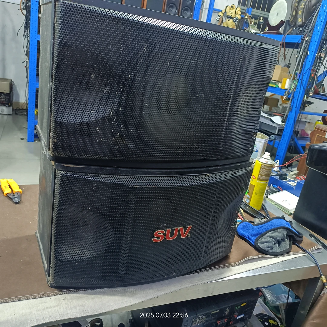 8新  suv 卡包音箱