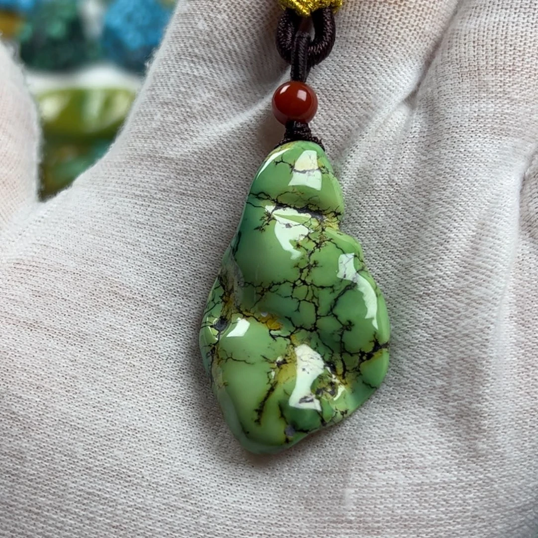 绿松石未镶嵌珠宝奇石