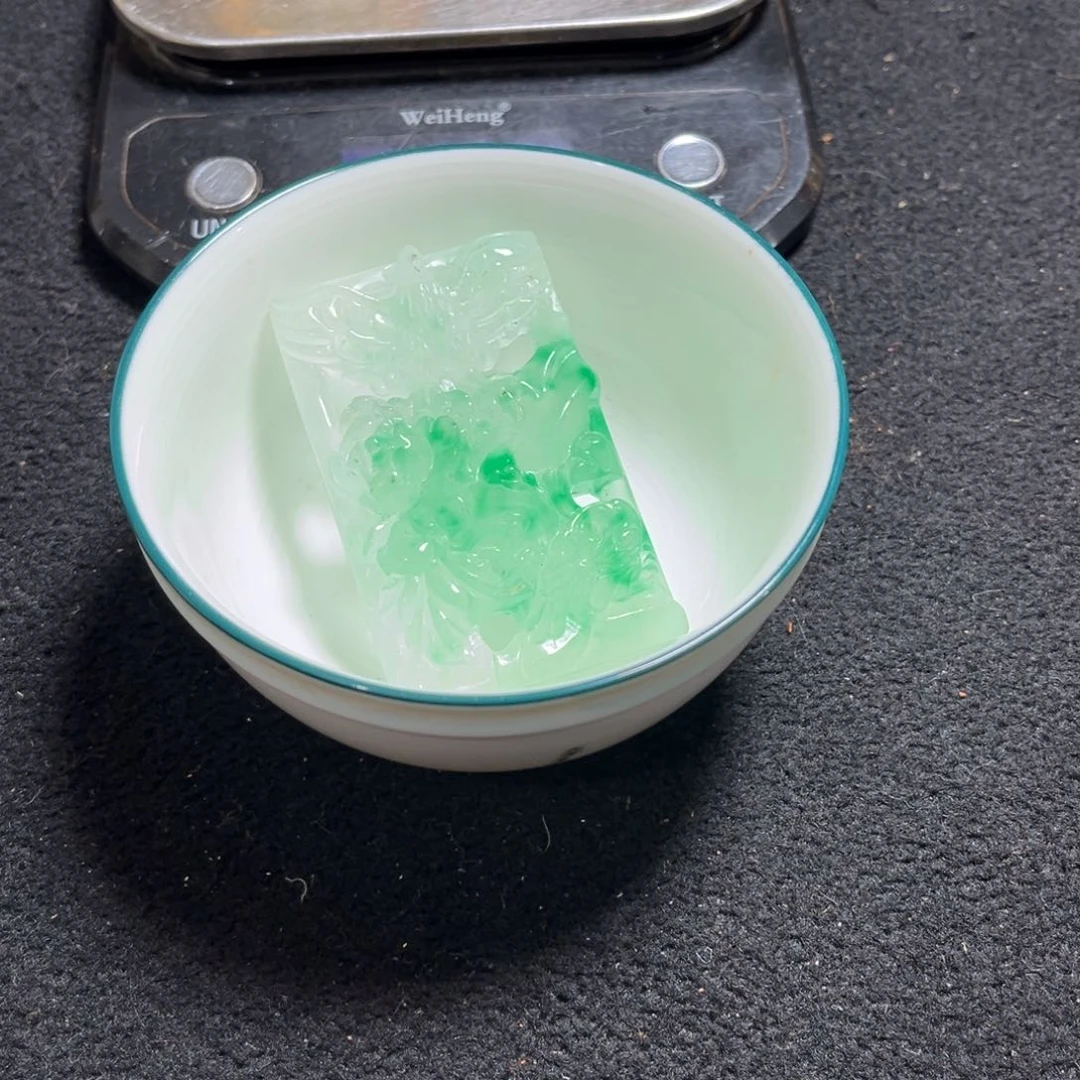 碗张*山瓷器和陶瓷的