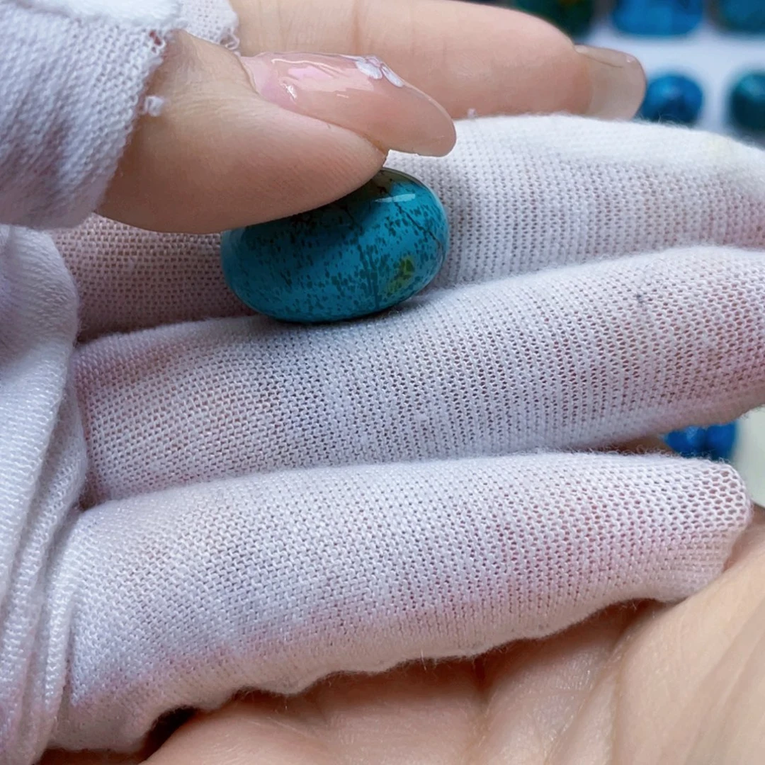 绿松石未镶嵌饰品