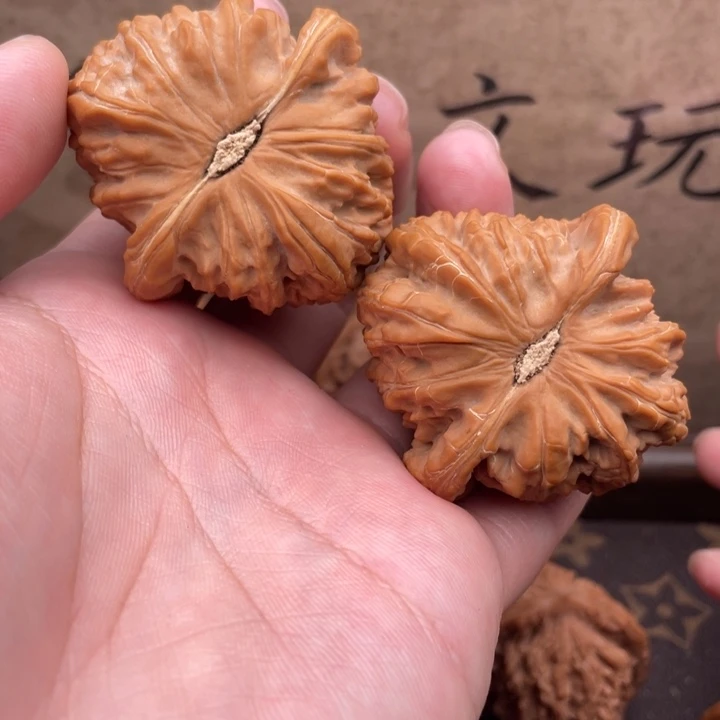 *****文玩核桃把件45白狮子拱桥底