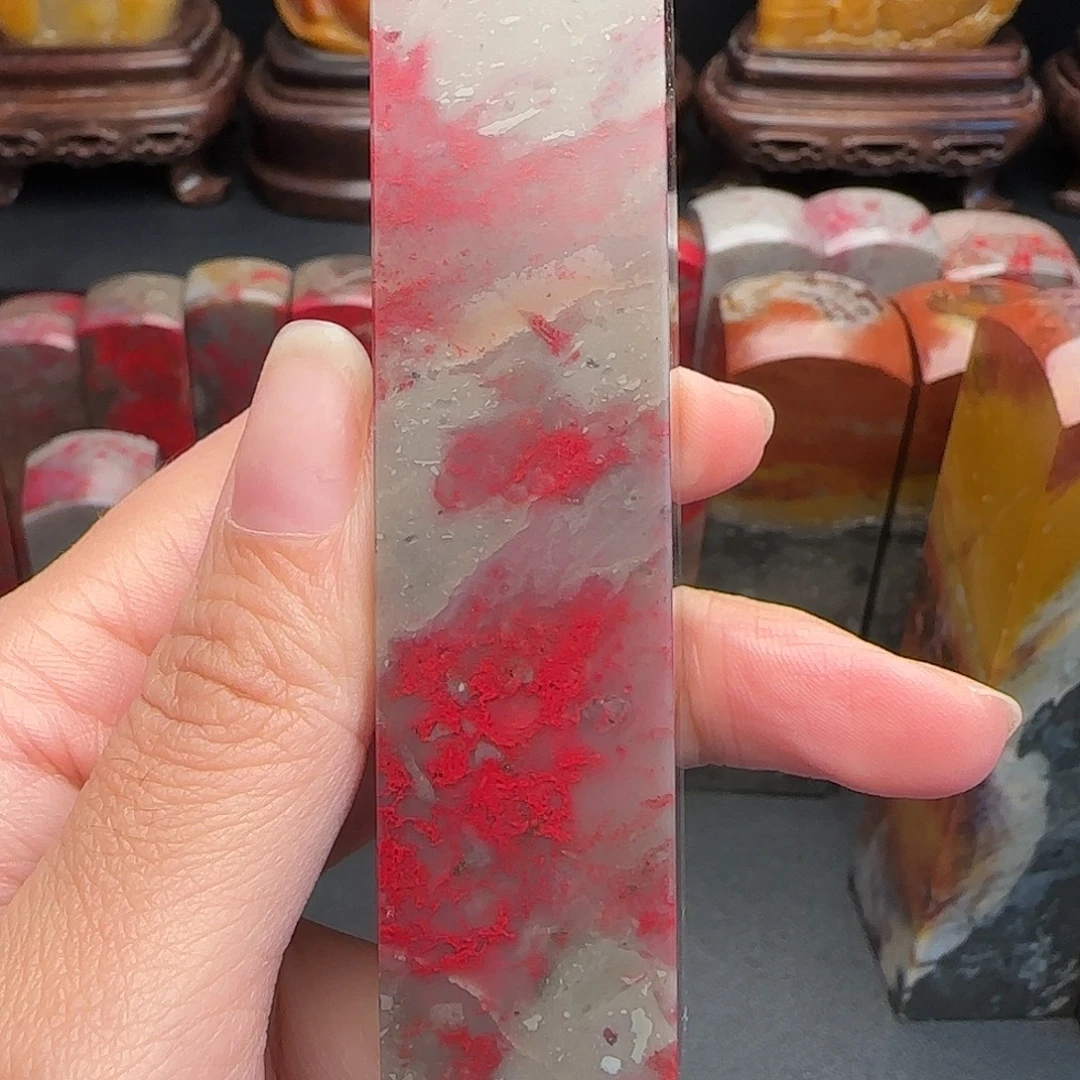 昌化石昌化鸡血石