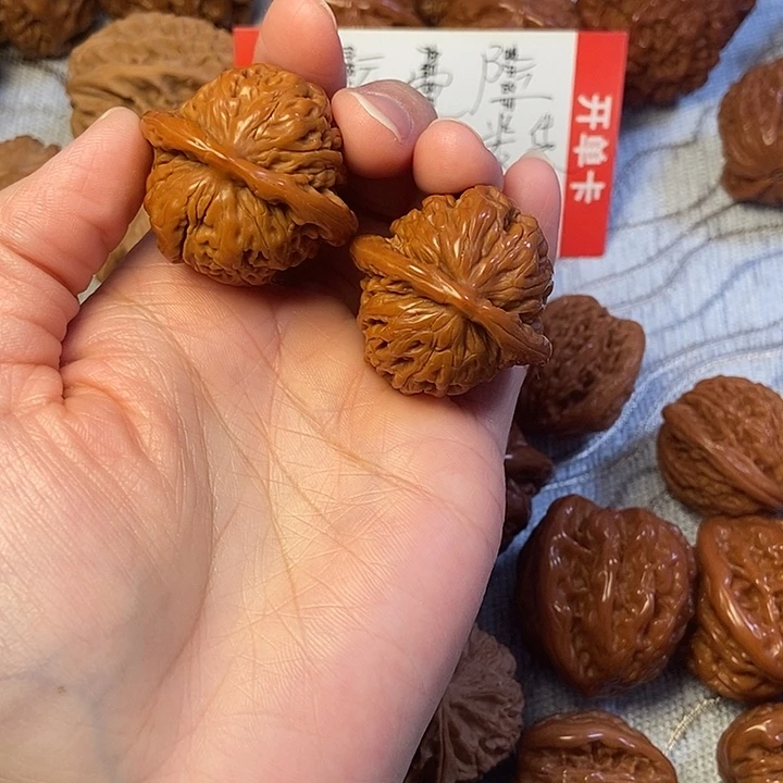文玩核桃吊坠35四座楼