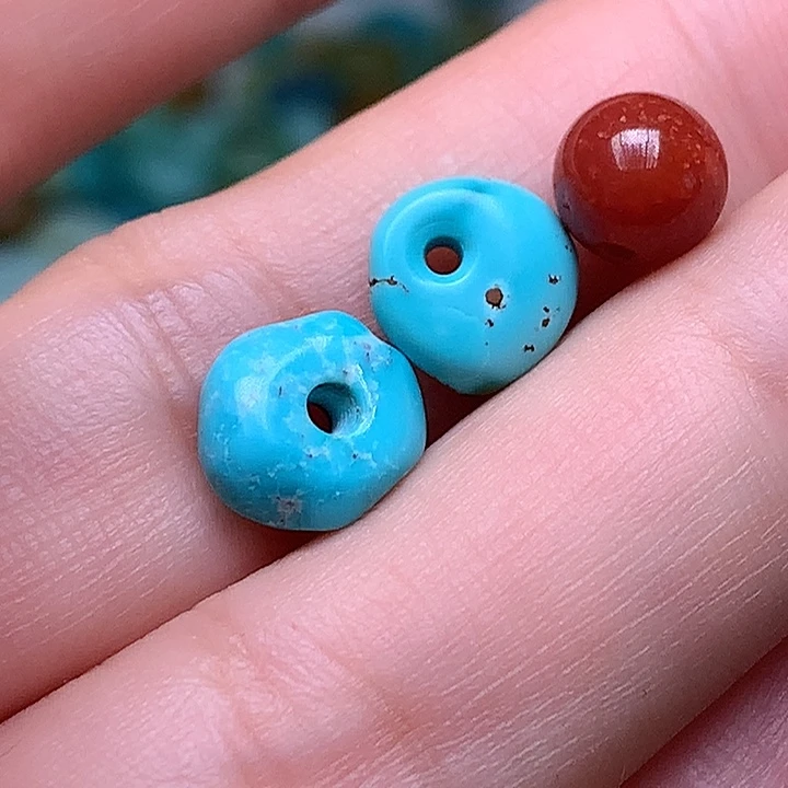 南红玛瑙未镶嵌珠宝奇石