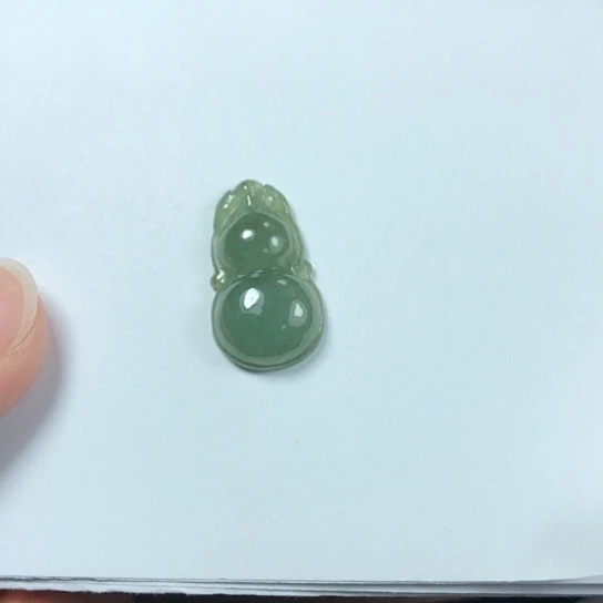 翡翠未镶嵌颈饰缅甸A货，每天下午1点半开播