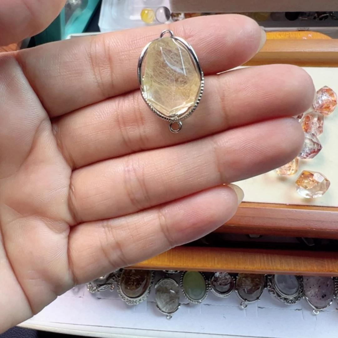 豆****水晶手链银S800镀金镶嵌