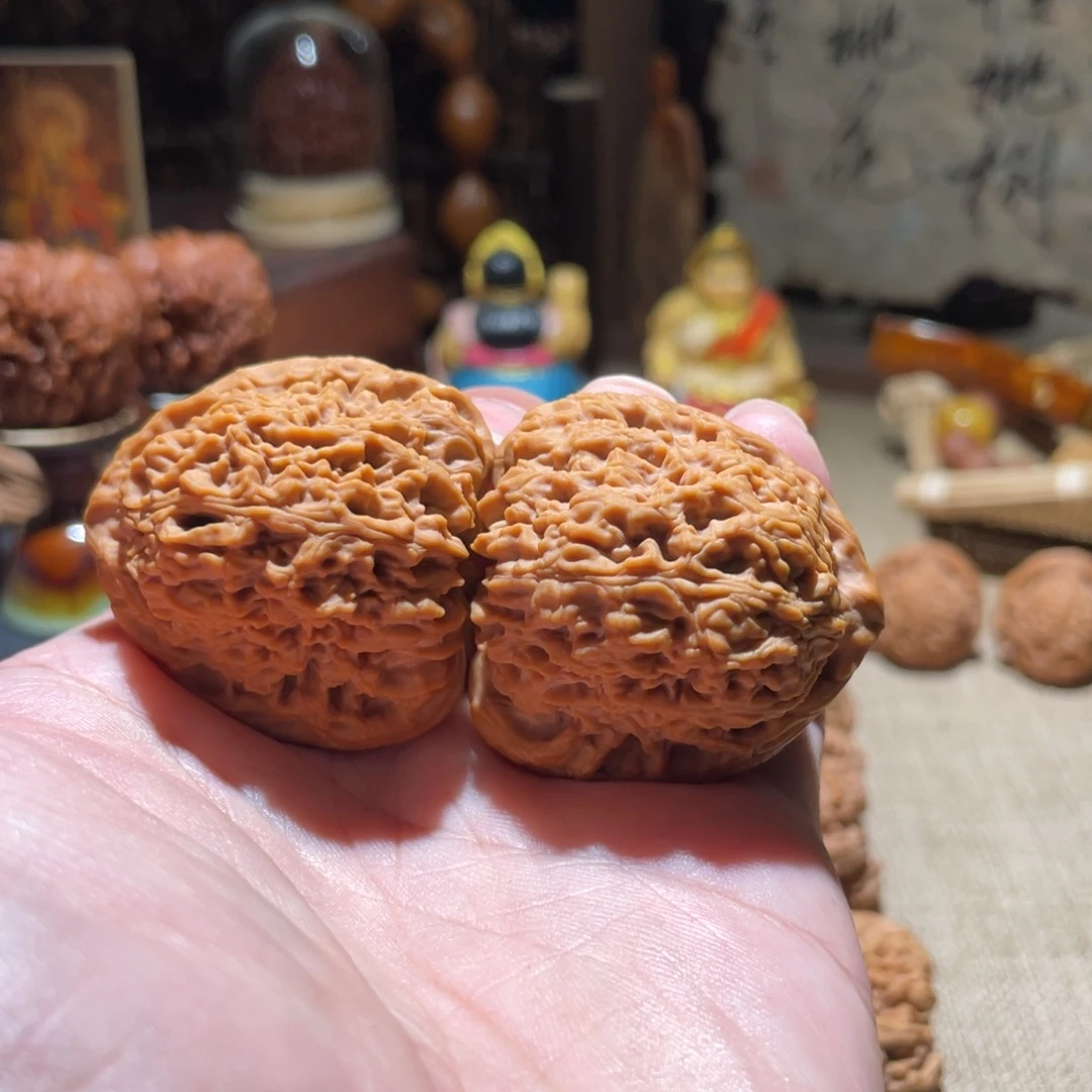 把件文玩核桃涿鹿一代三角万字纹