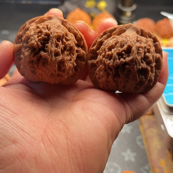 桃核把件全品水龙纹边48