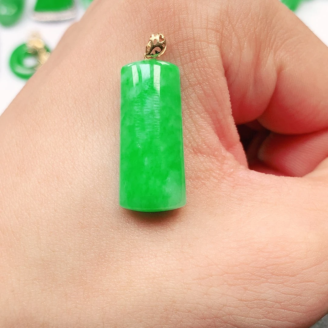 吊坠(不含链)18K金镶嵌翡翠