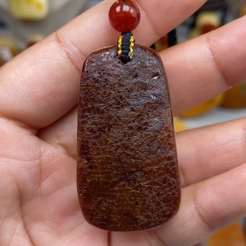 【闪购商品】琥珀颈饰未镶嵌