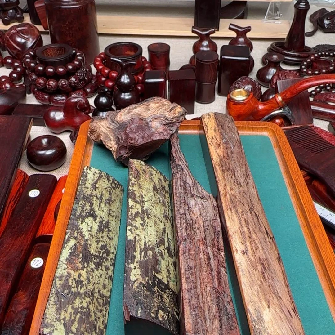 檀香紫檀（小叶紫檀）威*哥