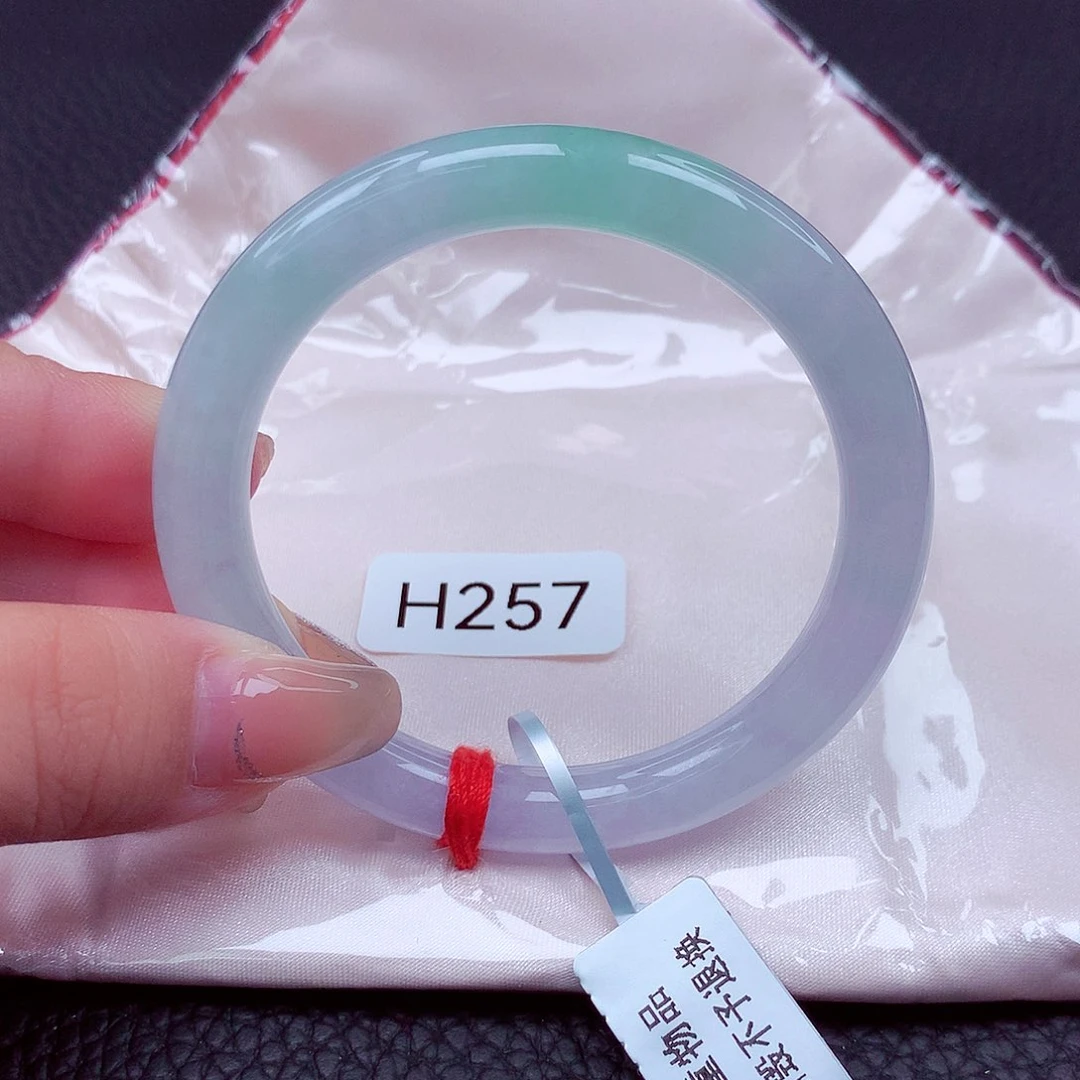 翡翠手镯未镶嵌天然缅甸