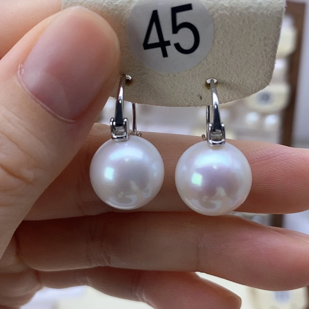 淡水珍珠银S925镶嵌耳饰
