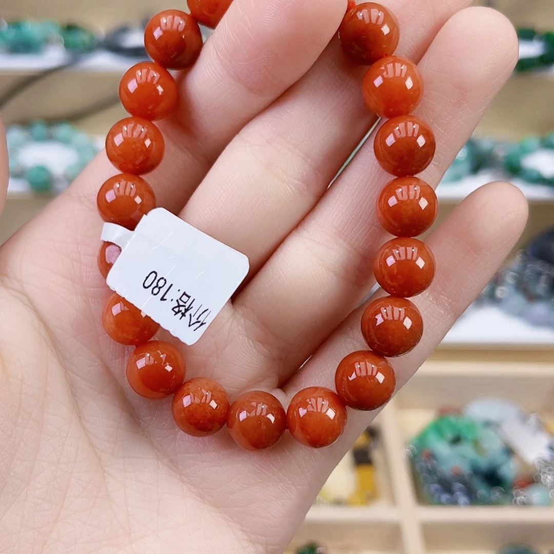 小***，未镶嵌手链翡翠手链