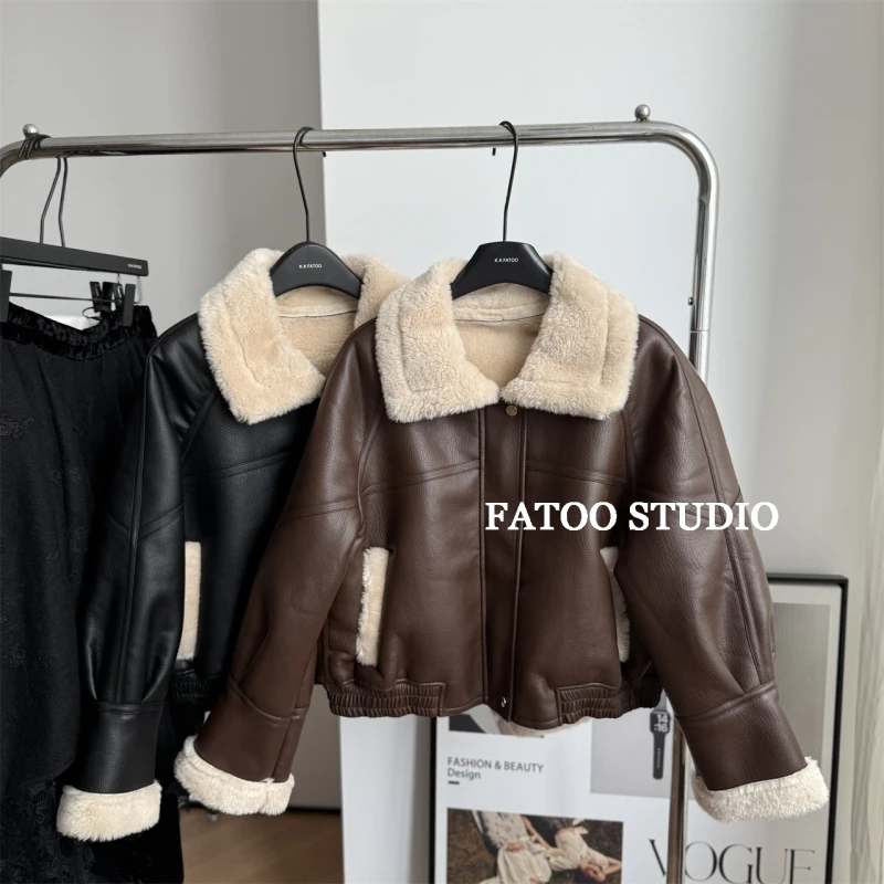 加绒加厚显瘦皮毛一体短款外套女2025冬季新款羊羔绒机车皮衣夹克