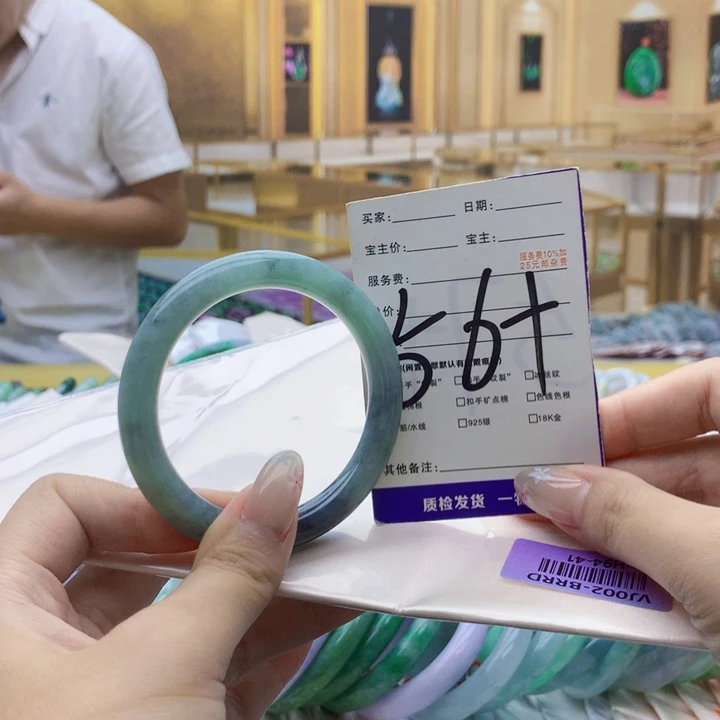 翡翠未镶嵌手镯00……