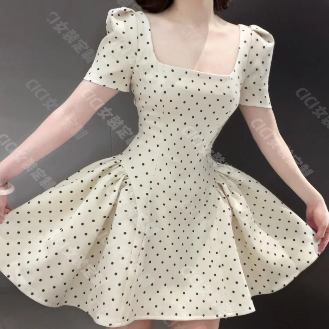 萤火流光高级气质波点女神范收腰绝美短款连衣裙