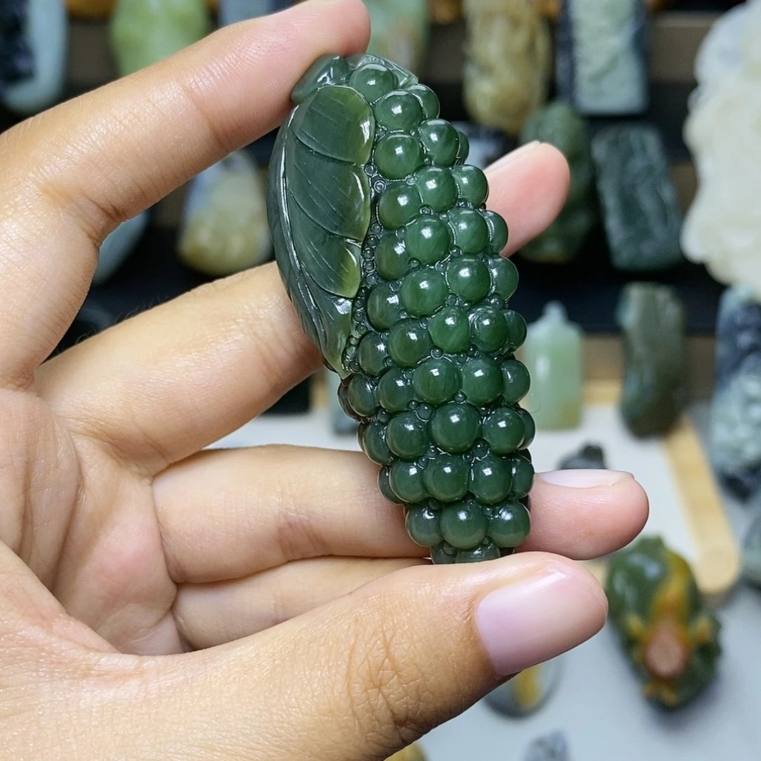 【闪购商品】颈饰未镶嵌和田玉