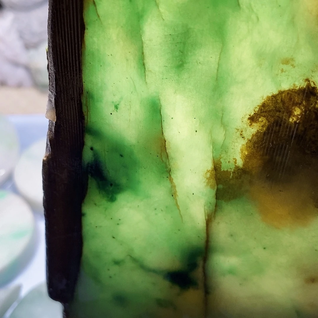 翡翠未镶嵌颈饰9808