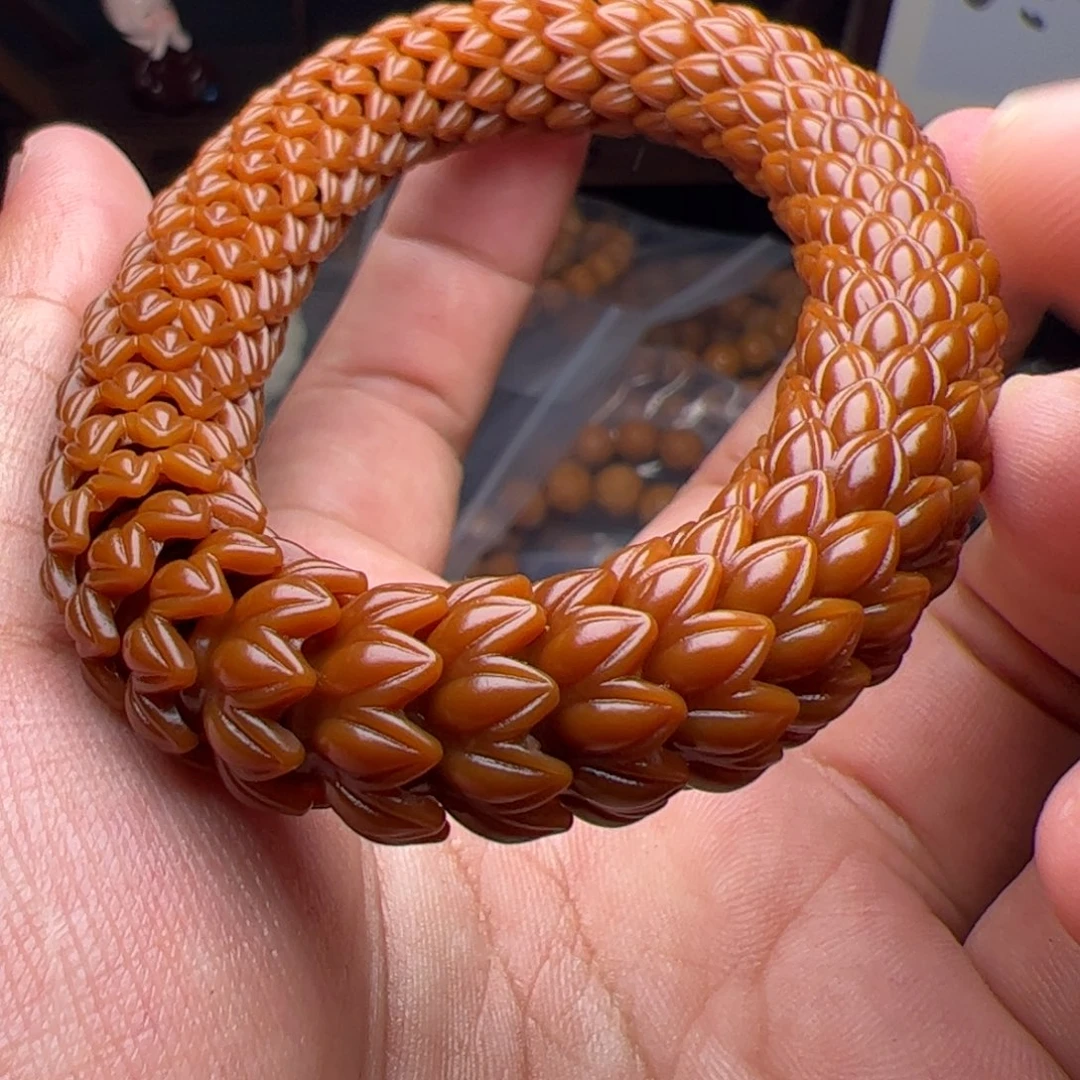 猴头核桃吊坠喔咯谢谢