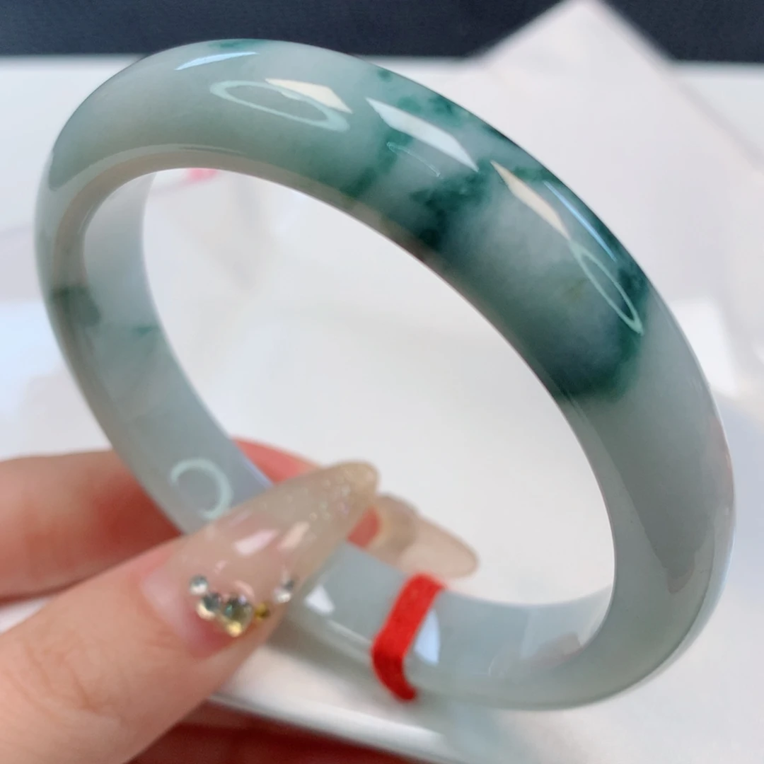 【闪购商品】翡翠手镯未镶嵌57圈