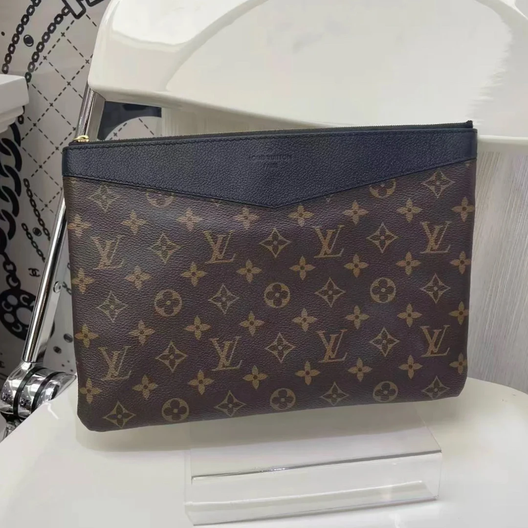 95新 LouisVuitton/路易威登 路易威登 · 1213 lv 老花拼黑色手拿