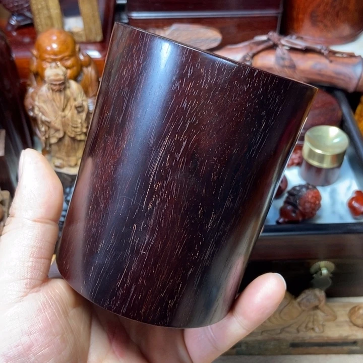 檀香紫檀（小叶紫檀）笔筒