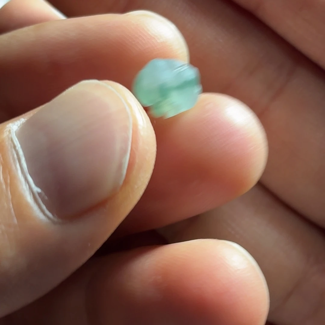 定制翡翠未镶嵌莲花