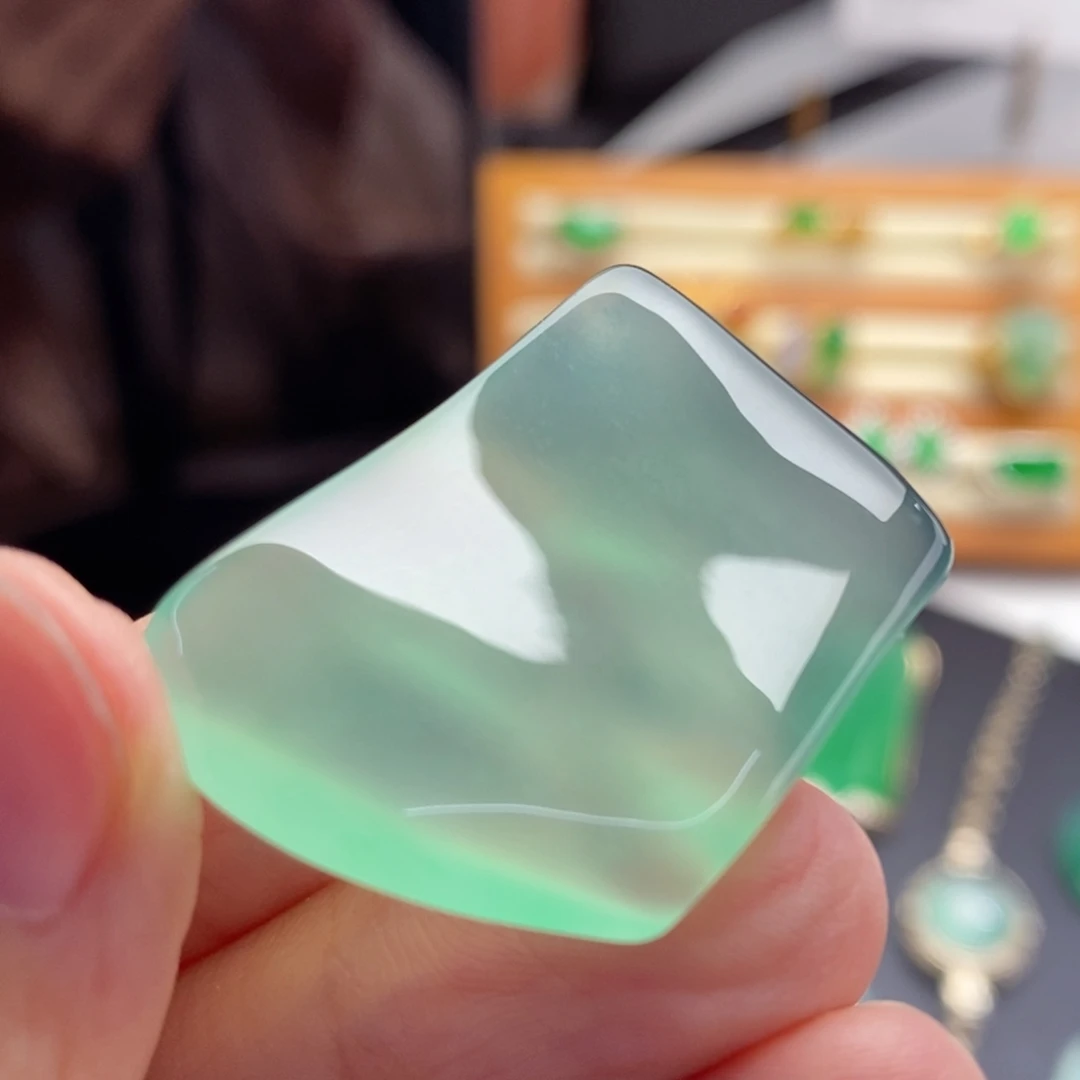 定制翡翠未镶嵌   冰纯甜绿 超甜