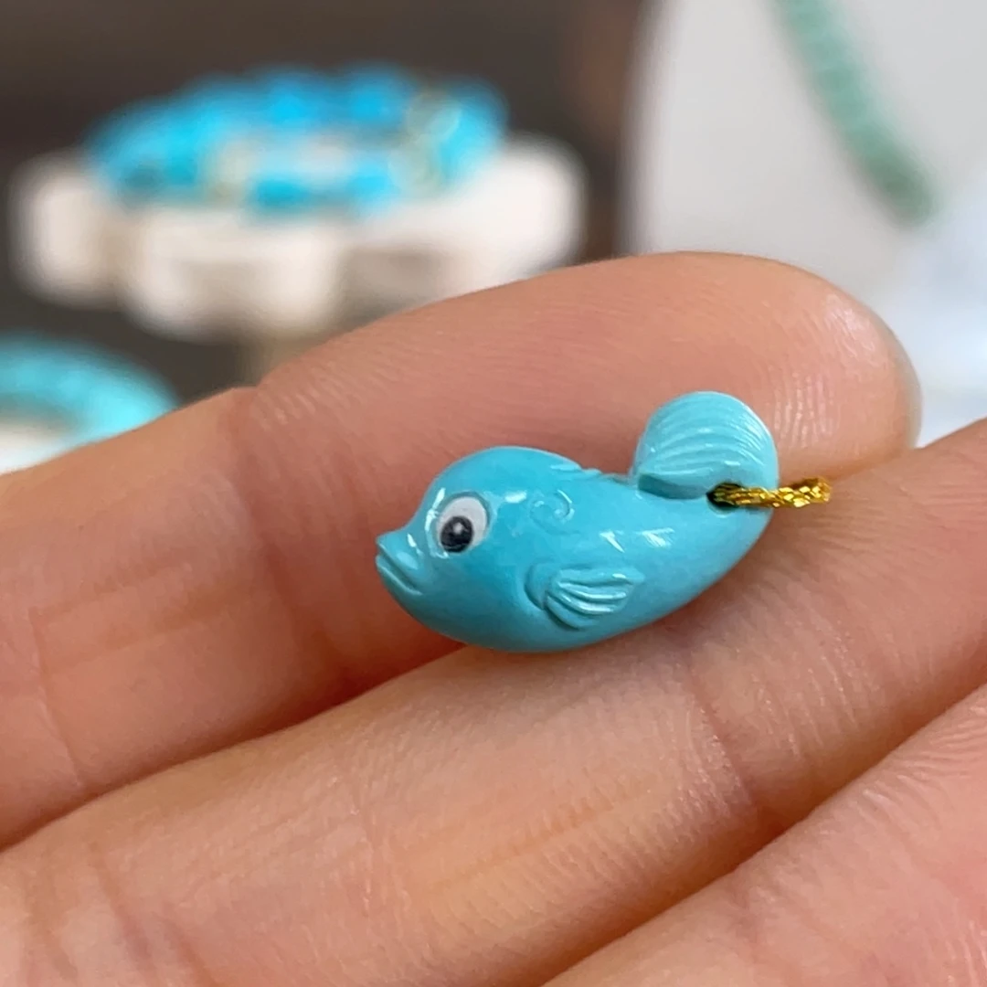 绿松石未镶嵌套链海豚