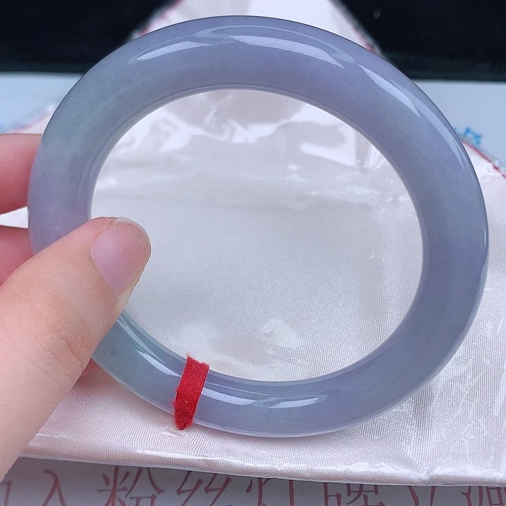 未镶嵌手镯（圆镯）翡翠天然