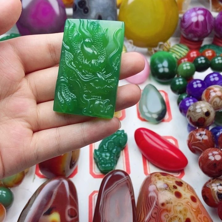 未镶嵌玛瑙/玉髓珠宝奇石