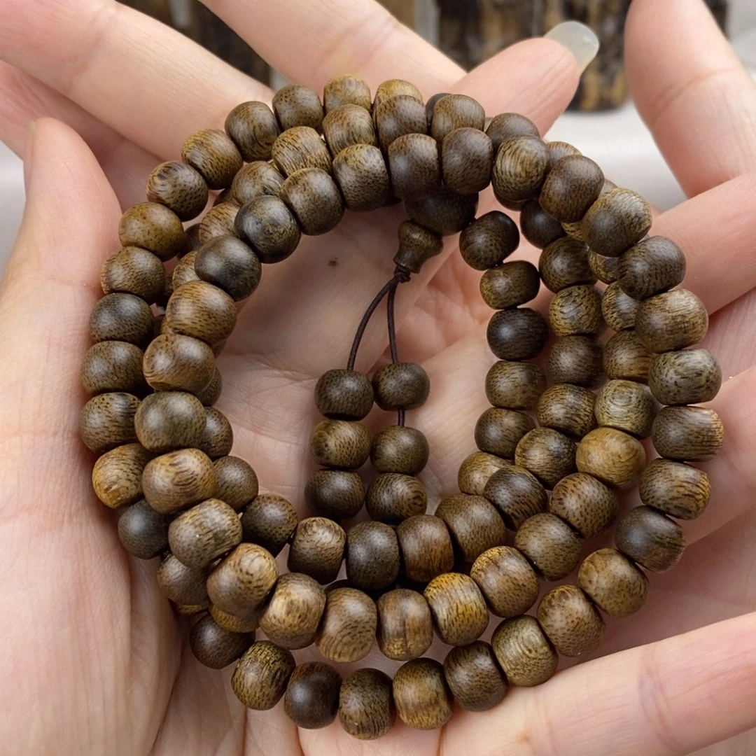 沉香手串海南莺歌绿奇楠