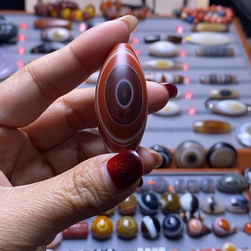 【闪购商品】玛瑙/玉髓珠宝半成品未镶嵌花****】