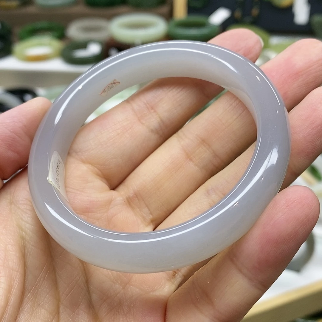 【闪购商品】未镶嵌手镯和田玉
