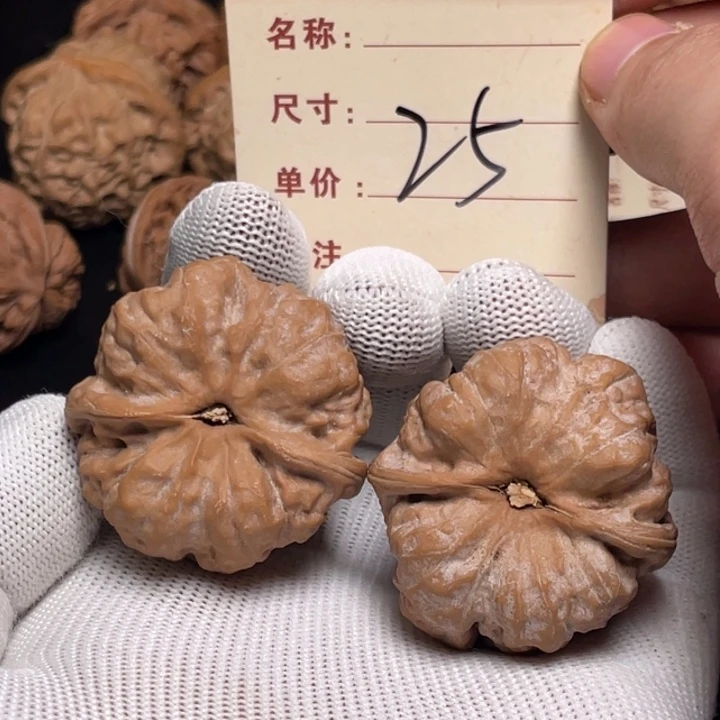 把件文玩核桃蛙蛙39尺白茬25