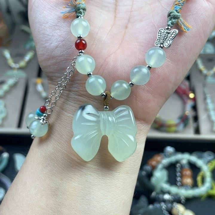 蛇纹石玉合金颈饰
