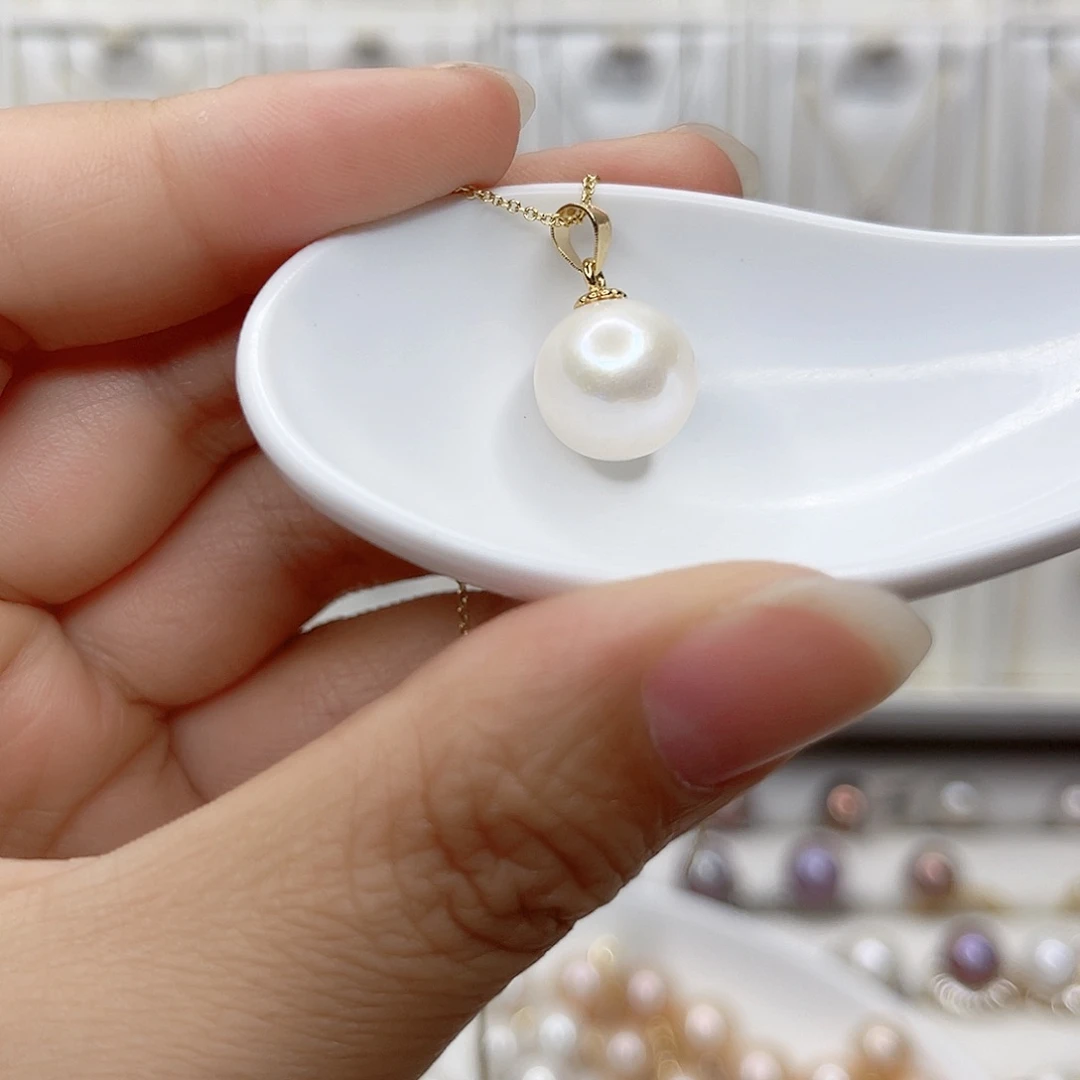 淡水珍珠未镶嵌吊坠(赠链)