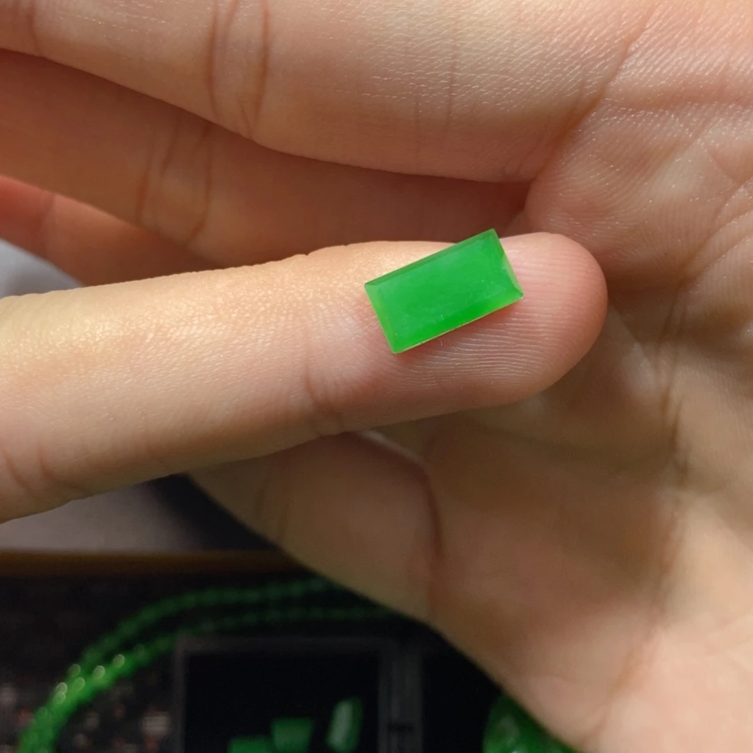 翡翠挂件未镶嵌翡翠珠宝翡翠珠宝